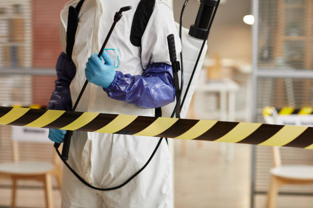 Professional Biohazard technician working in Fairfax, IA